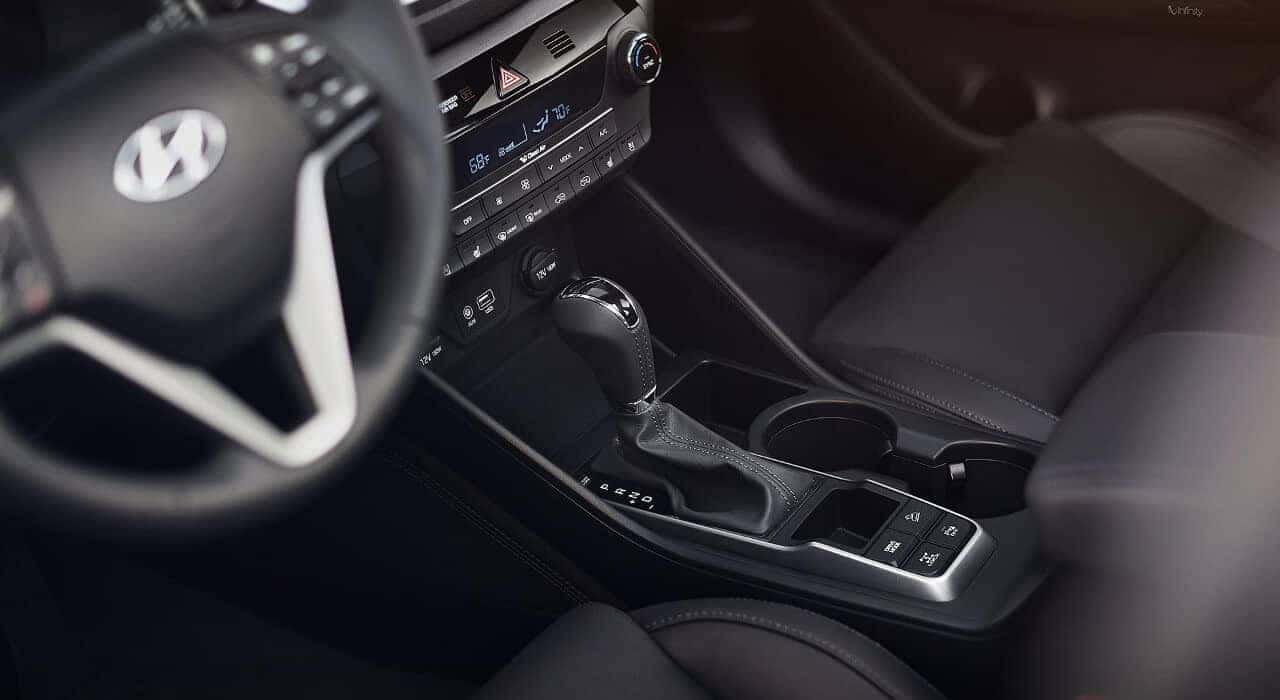 2018 Hyundai Tucson shift knob